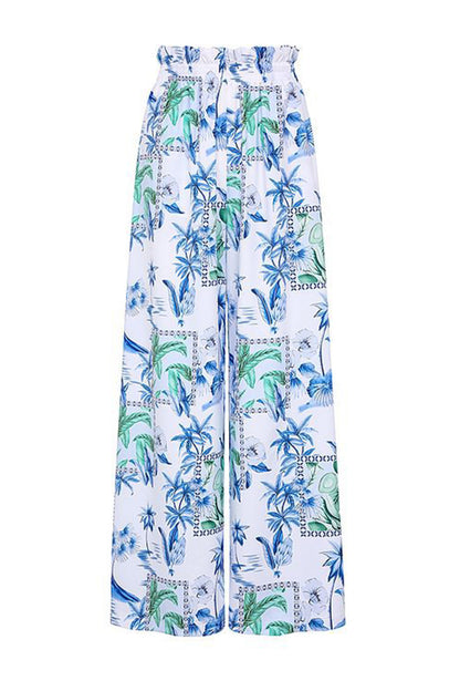 Conjunto de baño de tres piezas con volantes y estampado floral de Belinda 