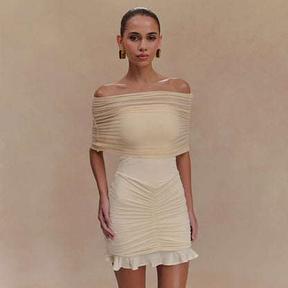 Vestido ajustado sin tirantes con volantes en la cadera y malla para mujer