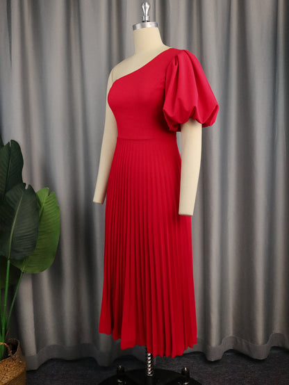 Vestido plisado informal de primavera Aomei con un solo hombro y cuello diagonal, ideal para salidas de primavera, vacaciones en la playa, con mangas abullonadas.