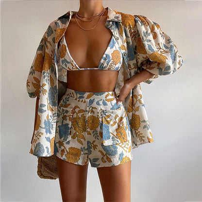 Conjunto de tres piezas de camiseta y pantalones cortos con estampado holgado de primavera para mujer