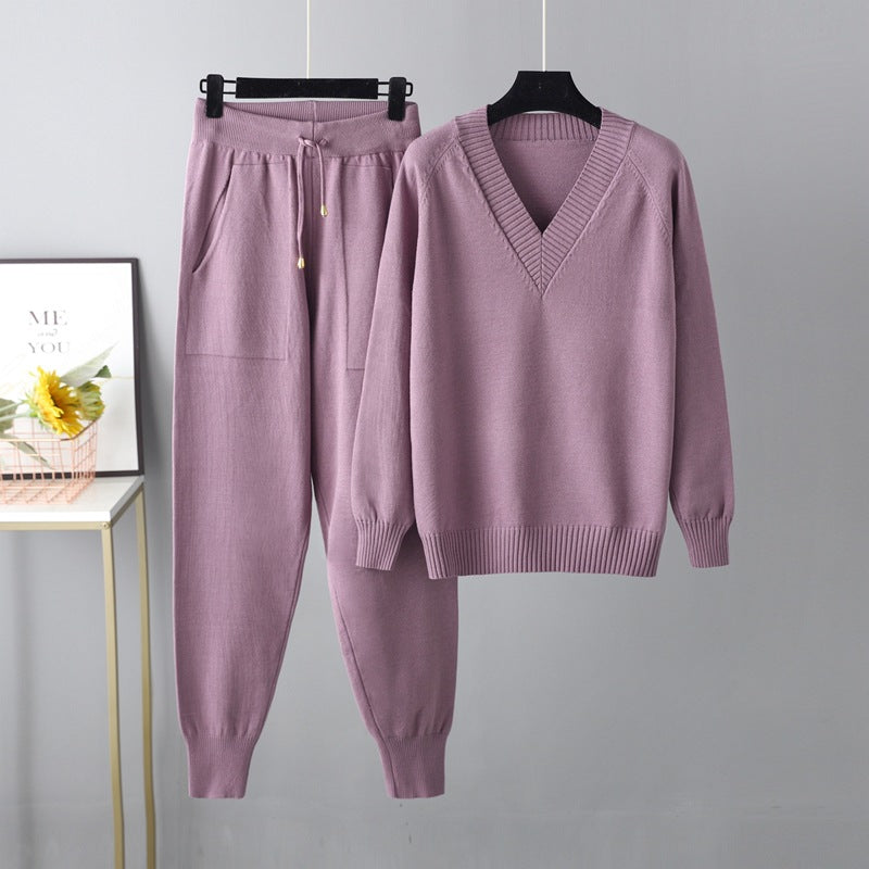 Conjunto de dos piezas de suéter y pantalones harén para otoño e invierno.
