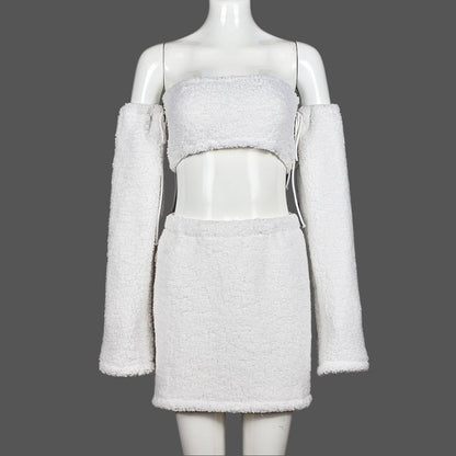 Conjunto de camiseta sin mangas sexy de felpa de doble cara para otoño e invierno con falda corta con aberturas