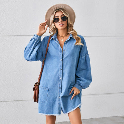 Vestido midi holgado de mezclilla deshilachada de manga larga para mujer