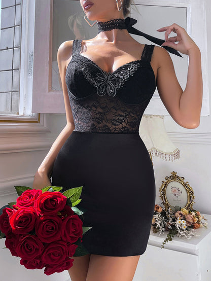 Vestido negro sexy de encaje con cintura cruzada y tanga seductora de dos piezas