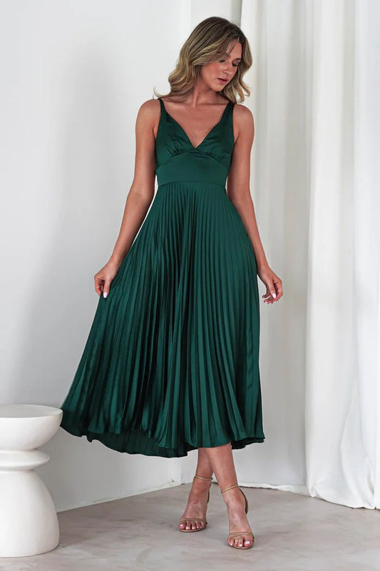 Summer Women Clothing Solid Color Pleated Sexy V neck Strap Dress