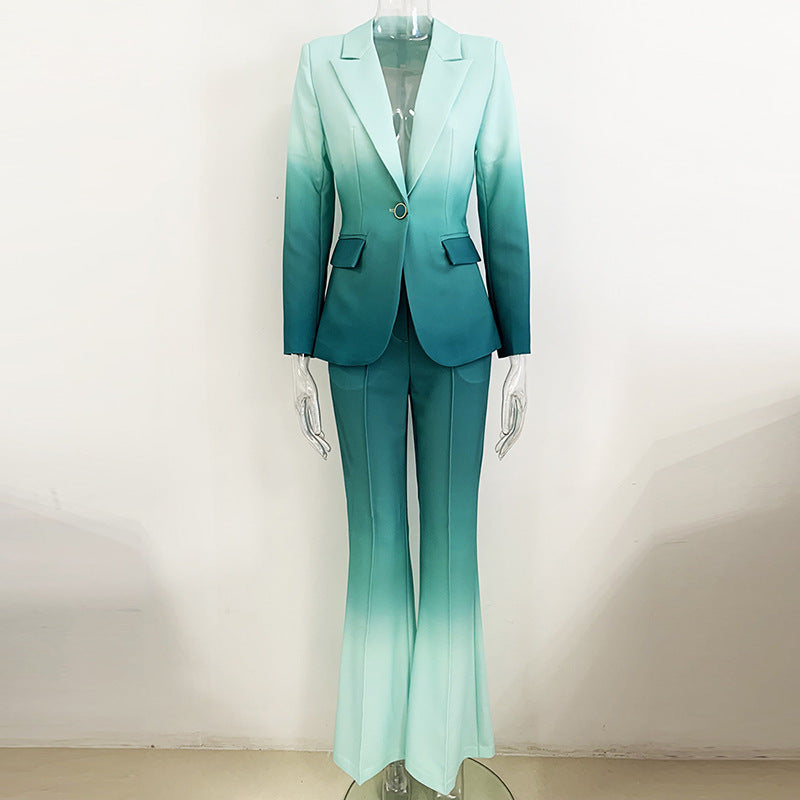 Traje ajustado con degradado de estrellas y pantalones acampanados de dos piezas