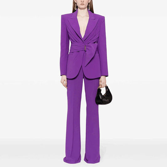 Conjunto de blazer y pantalón ajustado con cinturón asimétrico para mujer