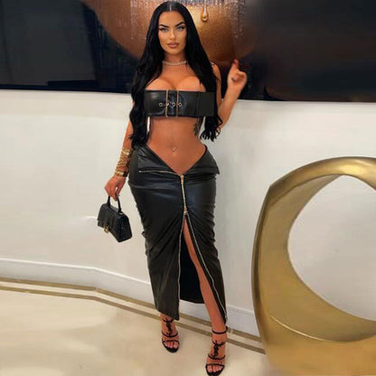 Conjunto de falda ajustada de cuero con hebilla de metal sexy