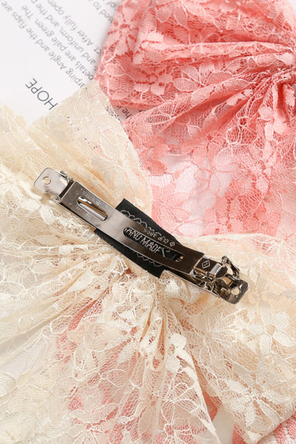 Pinza para el pelo con encaje y doble lazo 