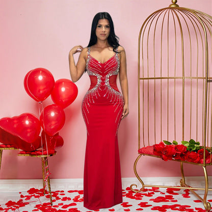 Vestido maxi sexy con escote en V y tirantes, corte entallado y diamantes de imitación