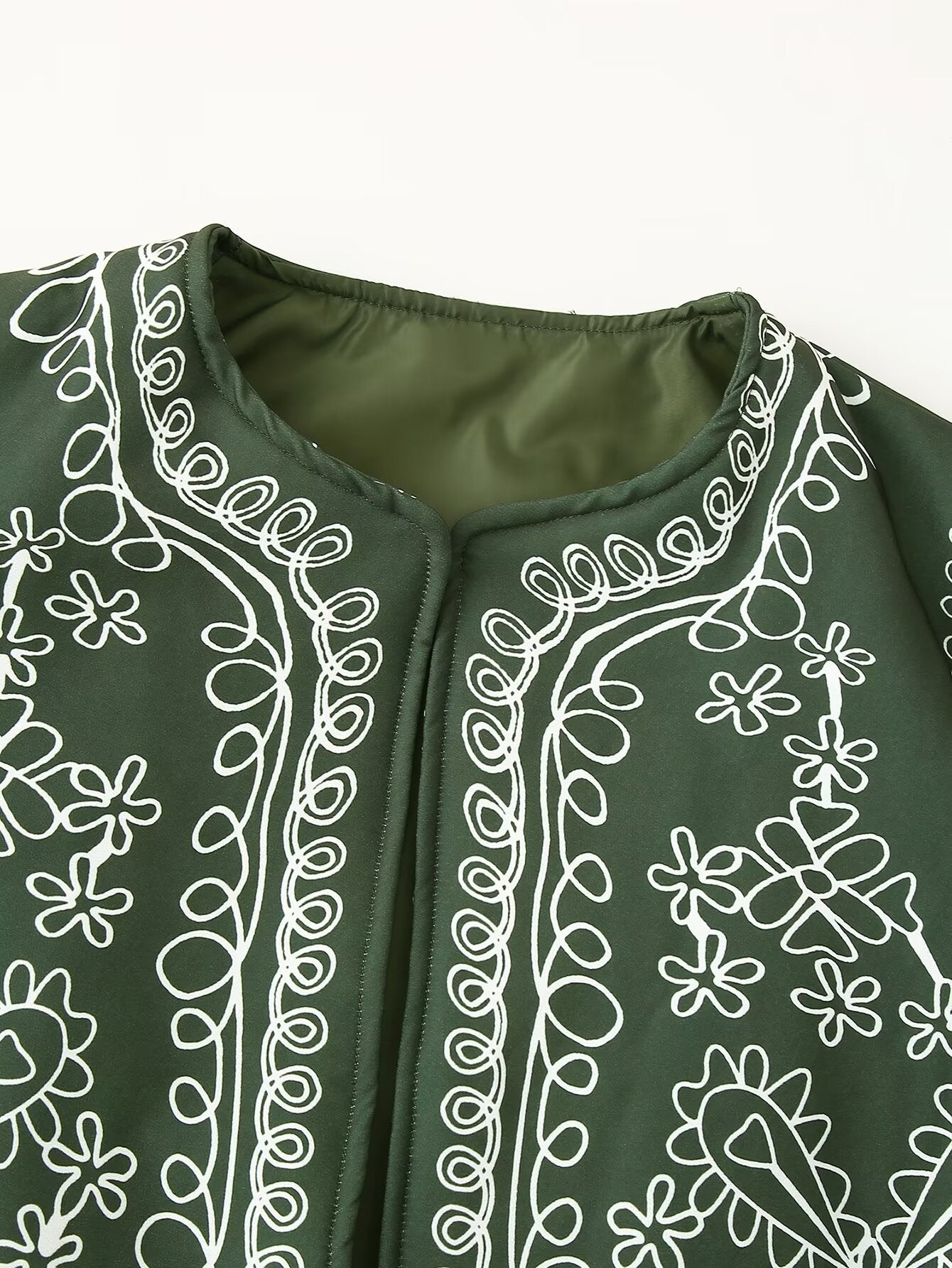Conjunto de chaqueta acolchada con estampado abstracto 