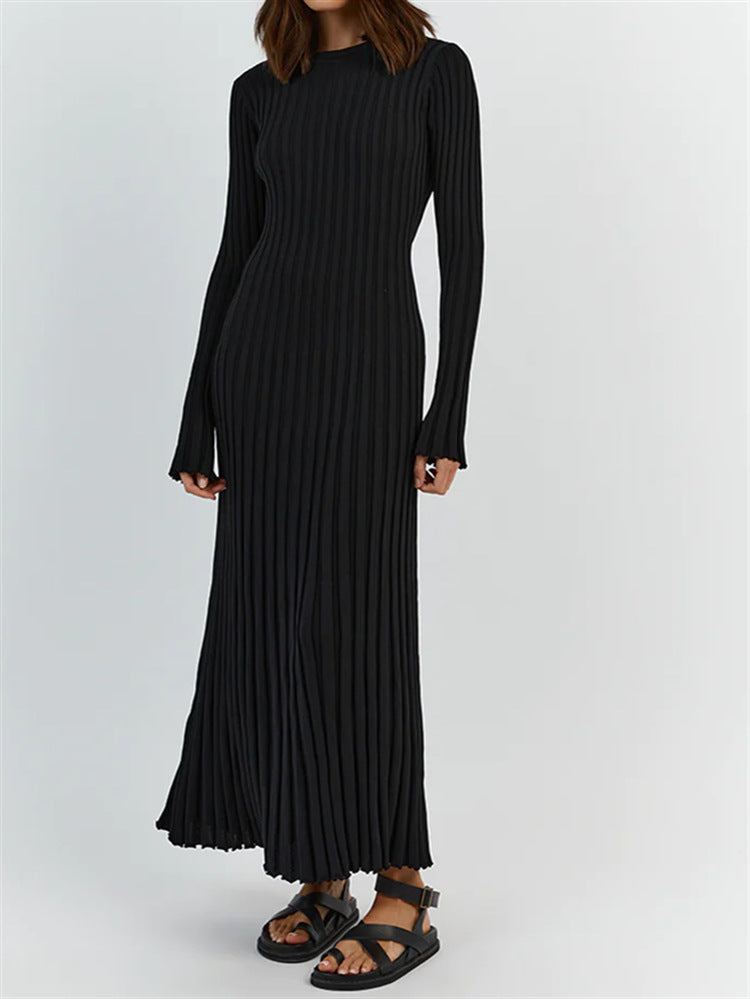 Vestido de punto ajustado con cuello redondo y manga larga, vestido de otoño tipo suéter con rayas hundidas y base de color liso.