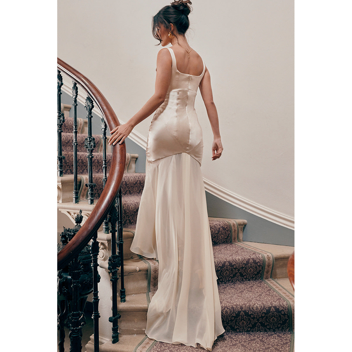 Vestido de primavera para mujer, de satén de alta calidad, de gasa, con empalme de tirantes y superficie forjada, corte entallado y elegante.