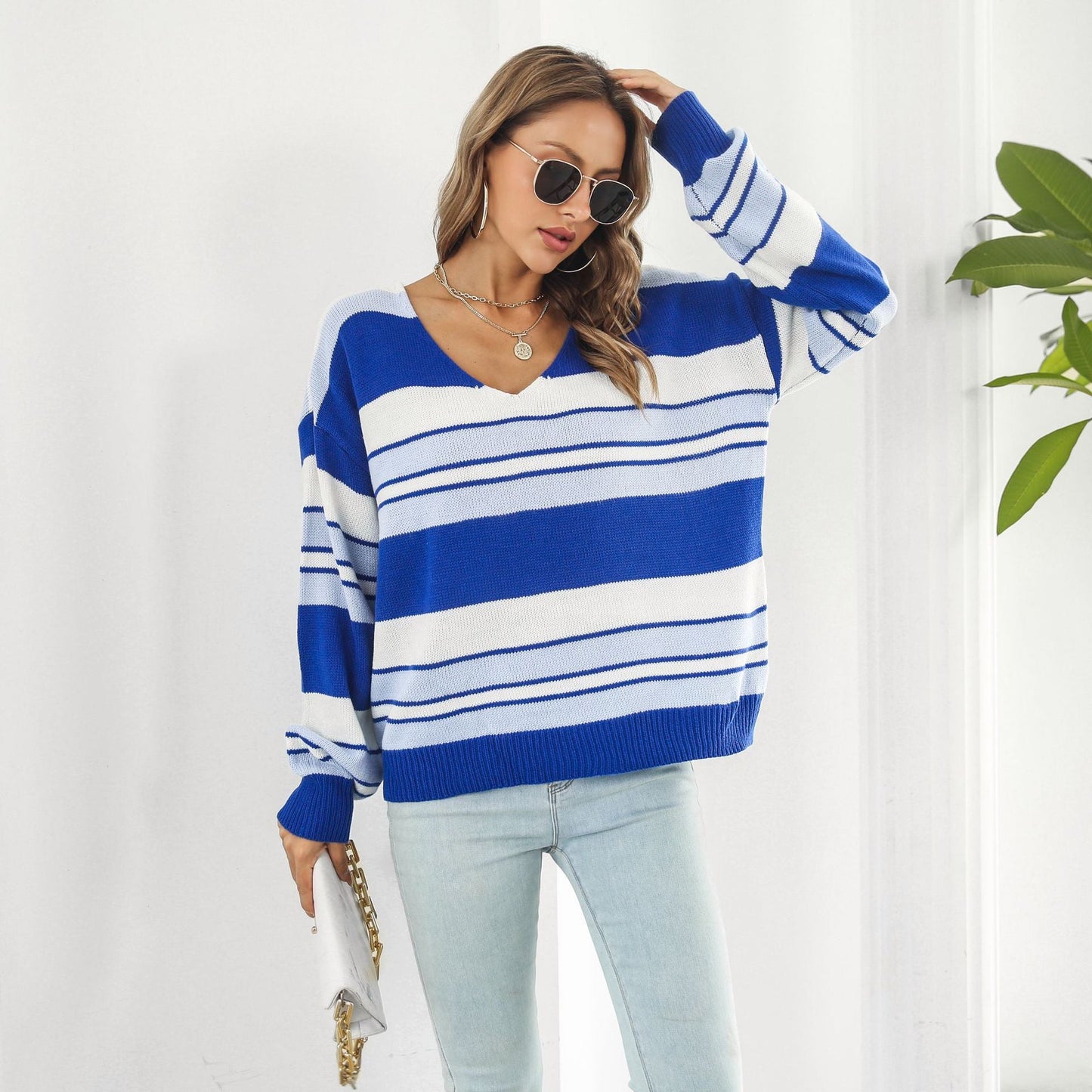 Suéter de punto holgado de manga larga con cuello en V y degradado de rayas para mujer para otoño e invierno