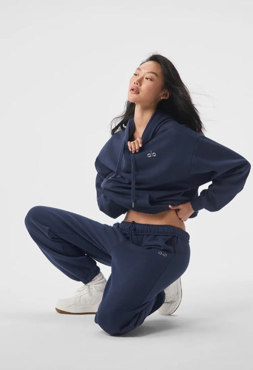 Conjunto de sudadera con capucha deportiva para otoño e invierno con etiqueta bordada en 3D para mujer