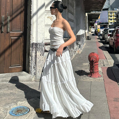 Traje de dos piezas francés dulce y sexy de moda de verano para mujer, top de tubo con hombros descubiertos y falda sin cinturón