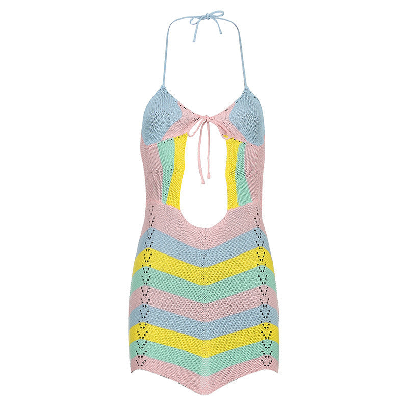 Vestido corto de lana sexy con escote halter, espalda descubierta, abertura en el pecho y color contrastante a rayas onduladas para mujer