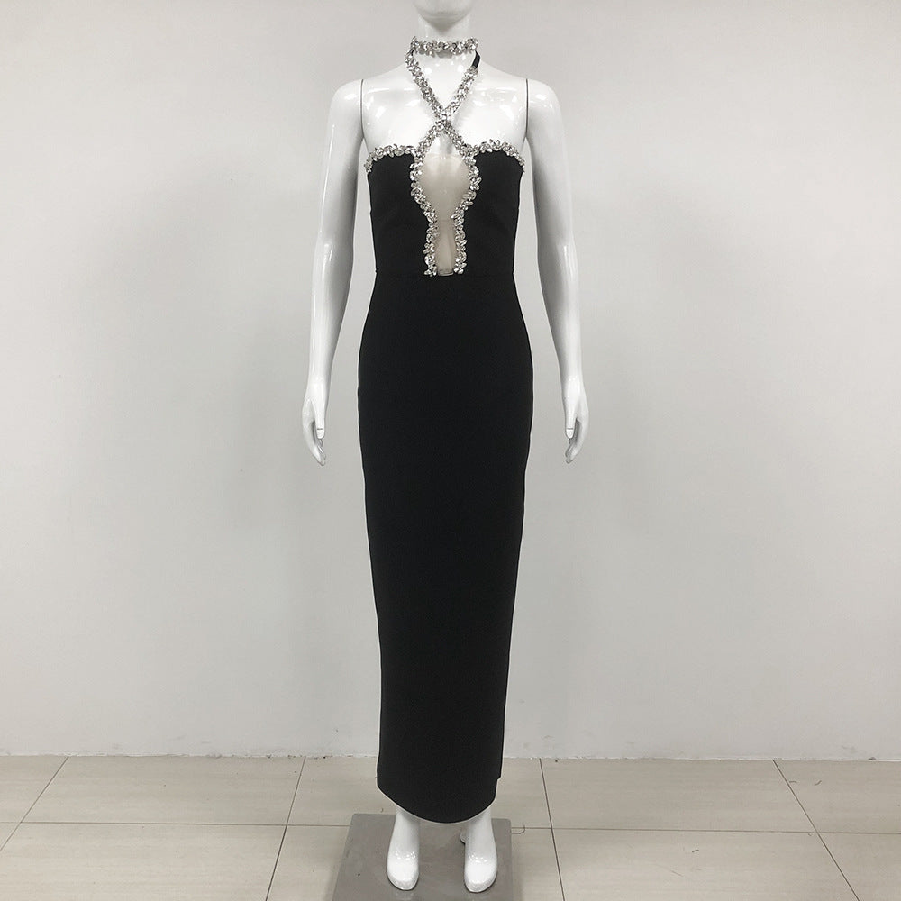 Exquisito vestido ajustado con escote halter y abertura con diamantes de imitación, vestido sexy para cenas y pasarelas de alta sociedad.