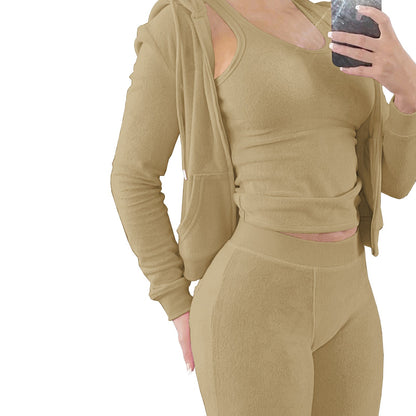 Conjunto de tres piezas de chaleco con capucha de felpa para otoño e invierno de International Station para mujer