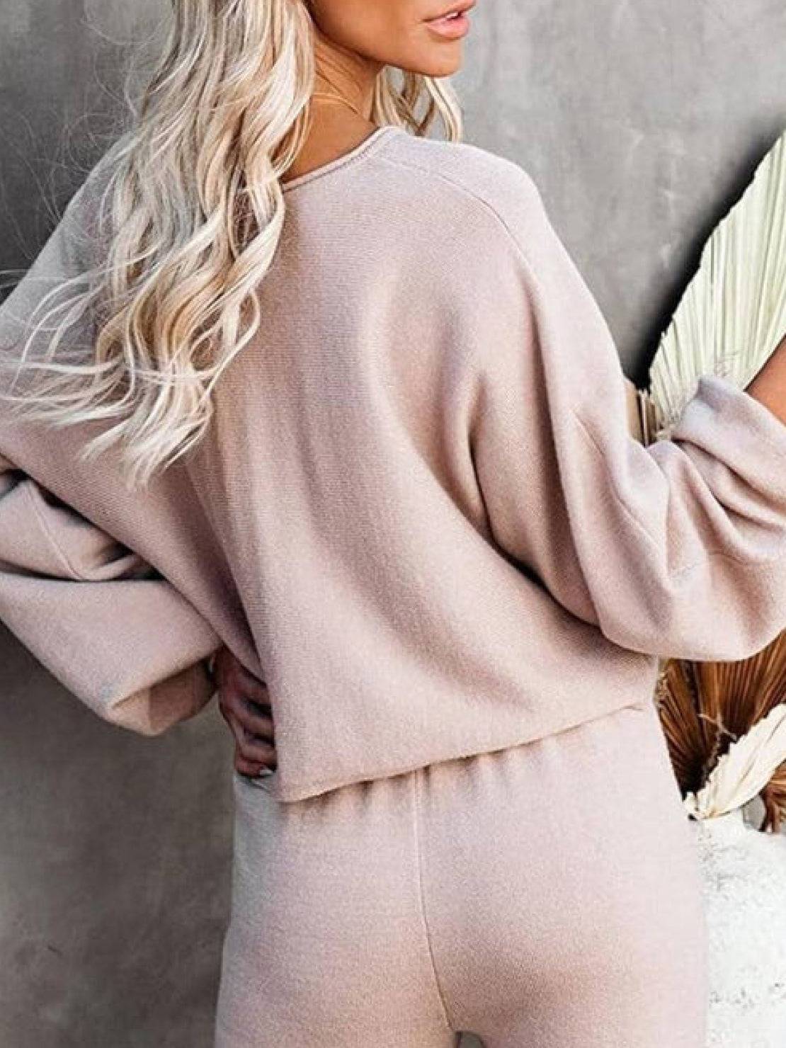 Hailey | Women's Cropped Sweatshirt and Wide-Leg Pants Lounge Set
