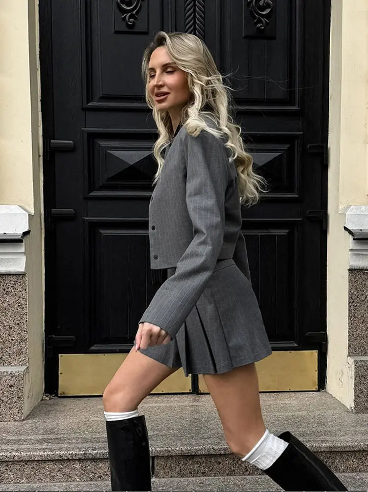 Conjunto de chaqueta y falda corta a rayas para mujer, traje informal de manga larga, abrigo y minifalda, conjuntos elegantes y chic en gris, ropa de calle