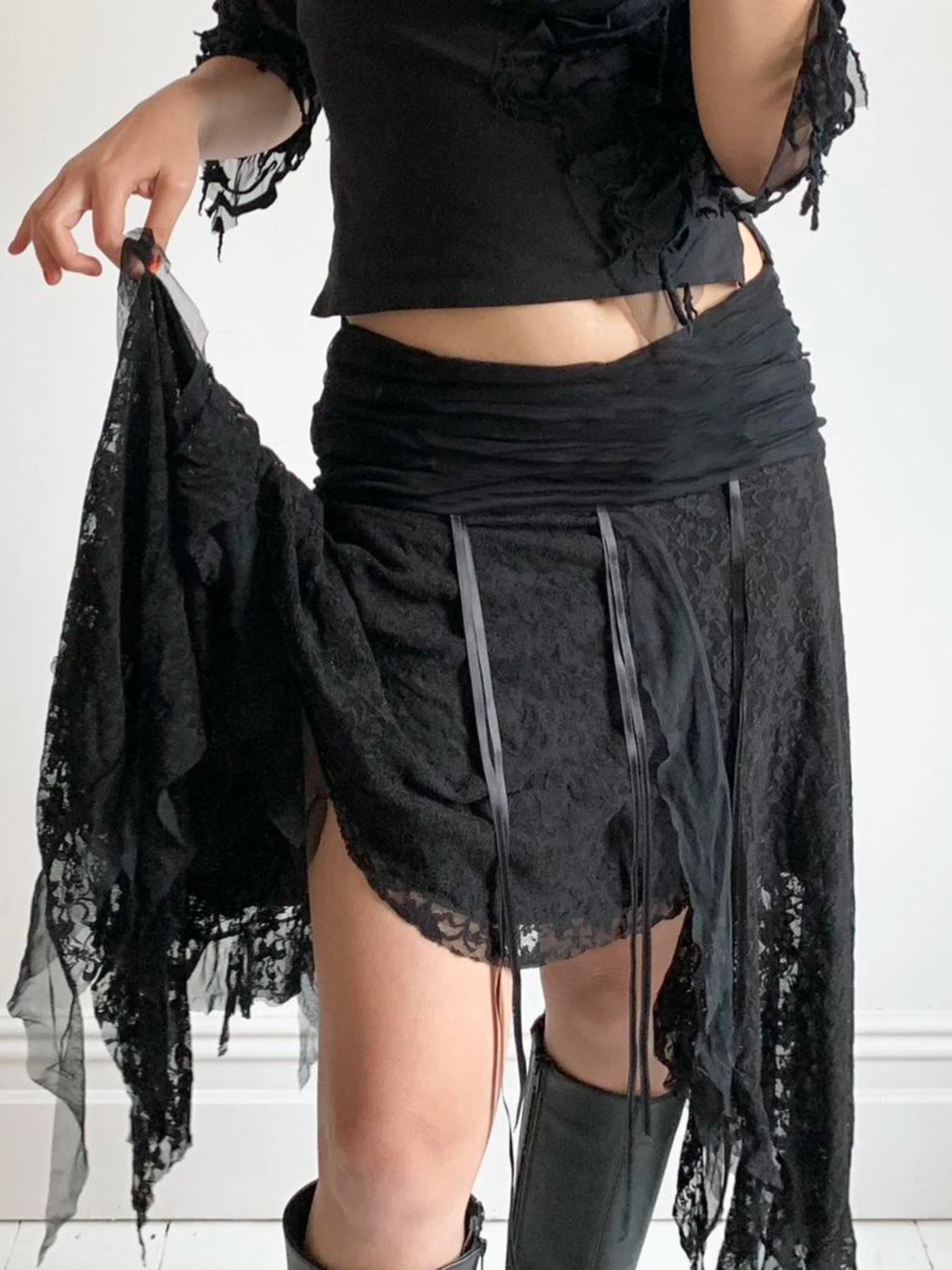 Faldas midi de encaje gótico negro liso para mujer, con dobladillo asimétrico, elegantes, para vacaciones, estilo bohemio.