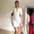 Vestido mini de punto elegante blanco para mujer, con botones de metal, sexy, ajustado, acanalado, para fiesta y otoño.