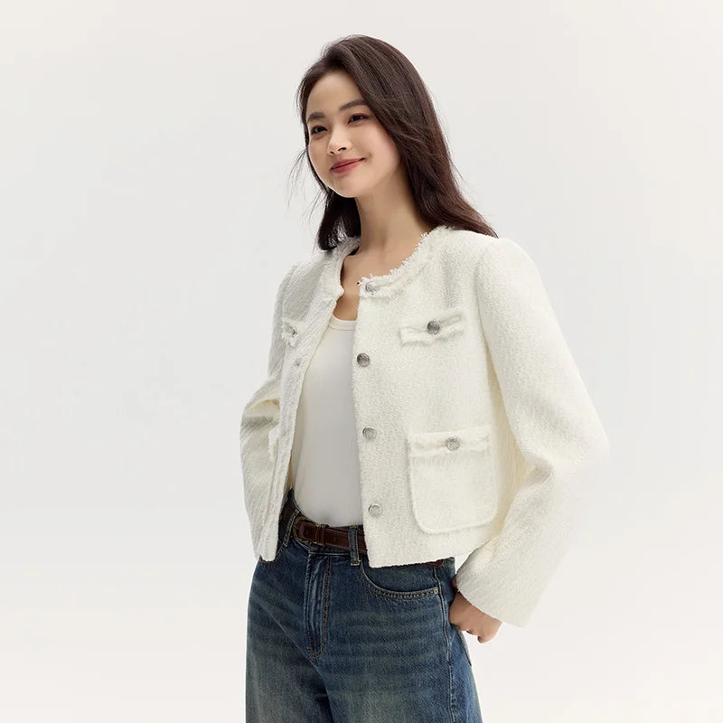 Abrigo de mujer de manga corta con hombreras y borlas, elegante, nuevo, estilo pequeño en color carbón, chaqueta ajustada.