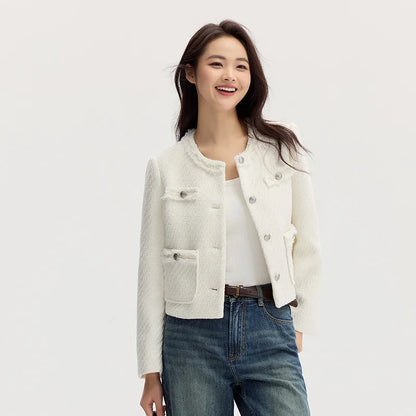 Abrigo de mujer de manga corta con hombreras y borlas, elegante, nuevo, estilo pequeño en color carbón, chaqueta ajustada.