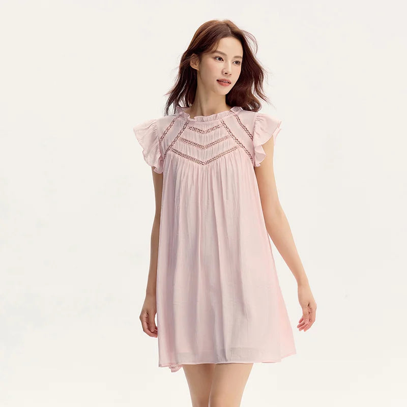 Vestido de mujer con volantes suaves, mangas cortas con vuelo, minifalda texturizada, vestido de verano nuevo con aberturas.