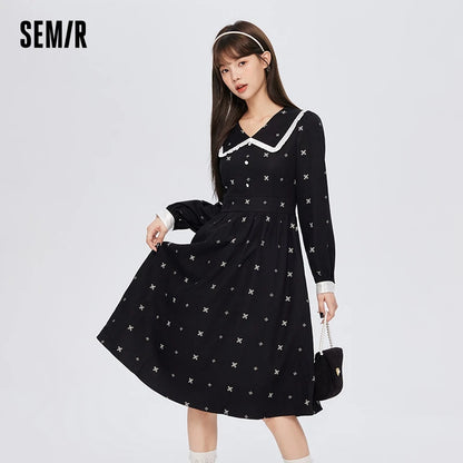 Vestido de mujer con mangas abullonadas y estampado completo, negro, de invierno, con solapa de encaje.