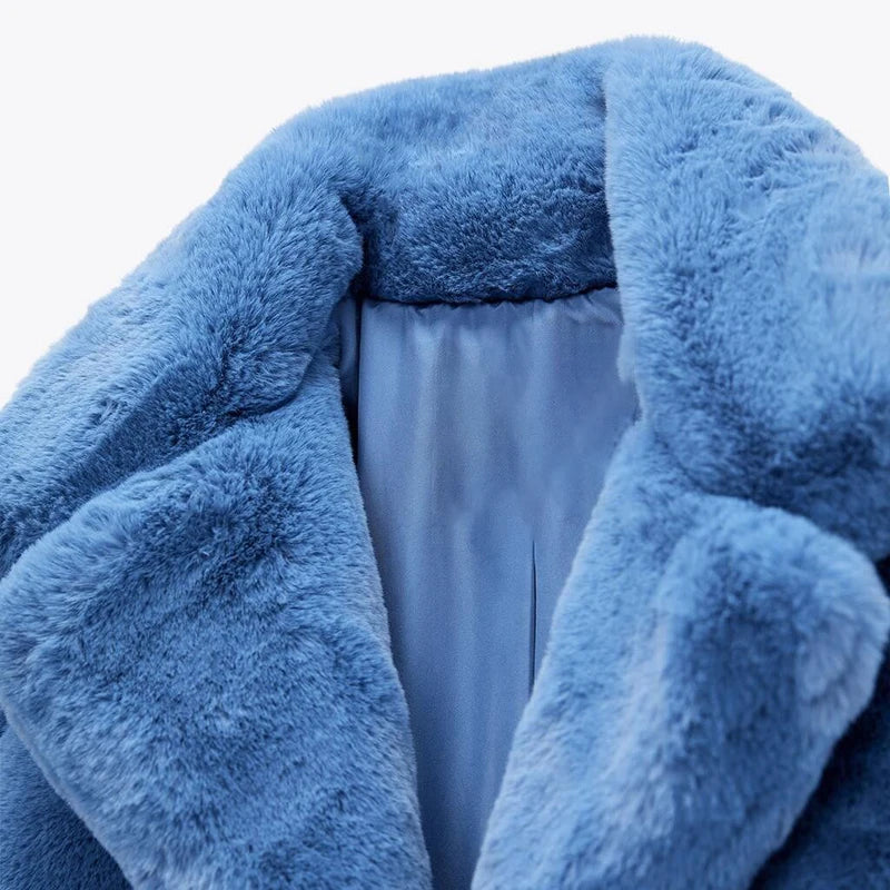 Abrigo de piel de conejo sintético azul para mujer, chaqueta corta de moda urbana, nueva tendencia de invierno, abrigos y prendas de vestir exteriores