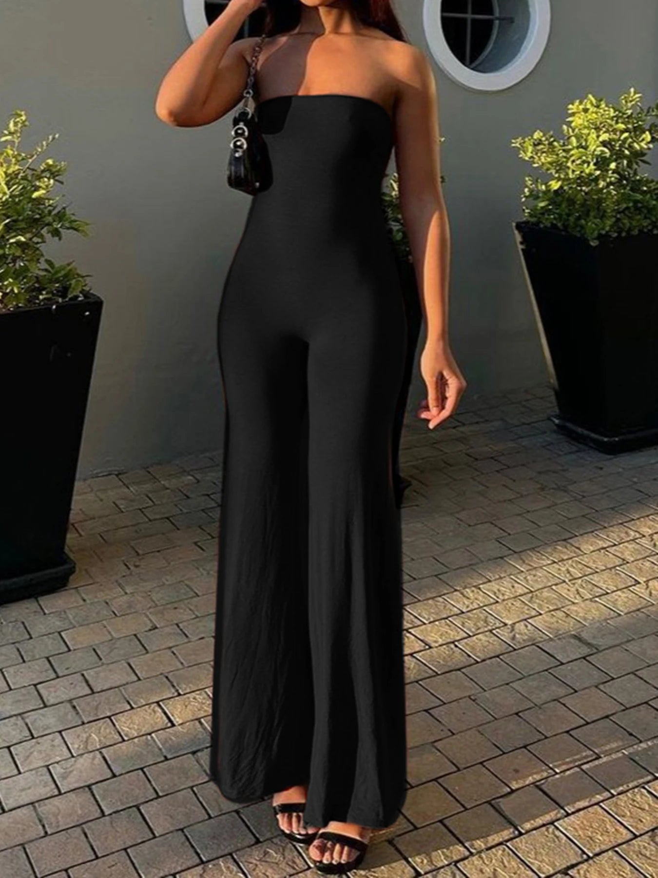 Monos largos elegantes sin tirantes, negros, lisos, para mujer, ajustados, de pierna ancha y acampanados, monos sencillos de moda para vacaciones.