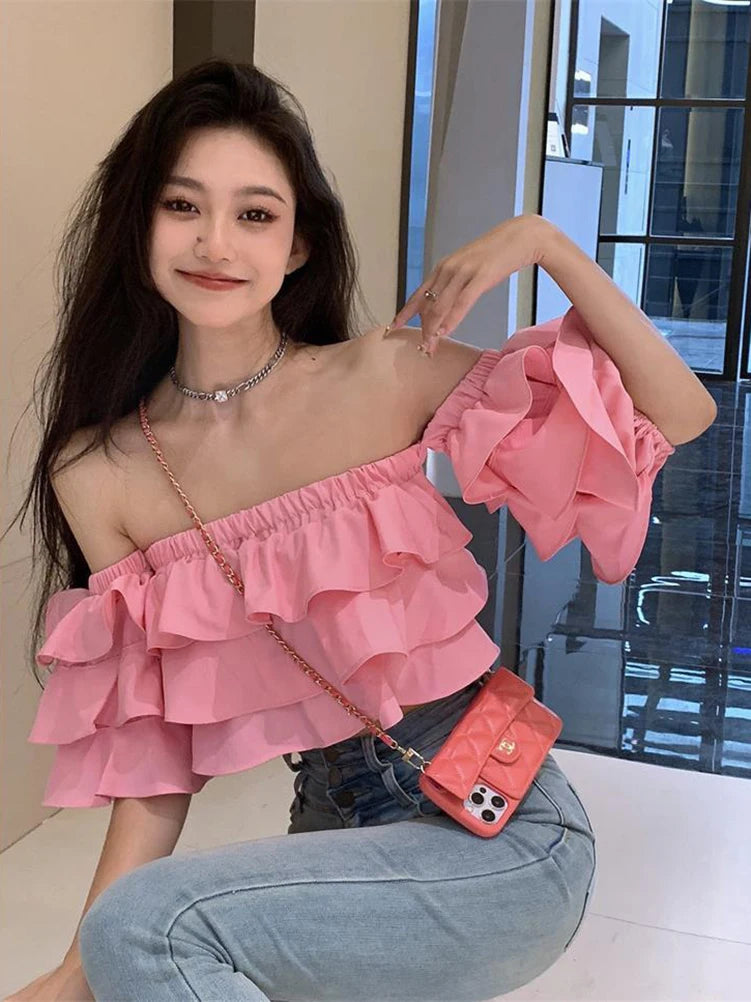 Blusa coreana con hombros descubiertos para mujer, blusa corta con volantes apilados, camisa de diseñador de verano de manga corta de gasa sexy, nueva