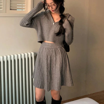 Conjunto de dos piezas de moda coreana para mujer, jersey con cuello vuelto, top corto, minifalda, traje informal liso, prendas de punto nuevas para otoño