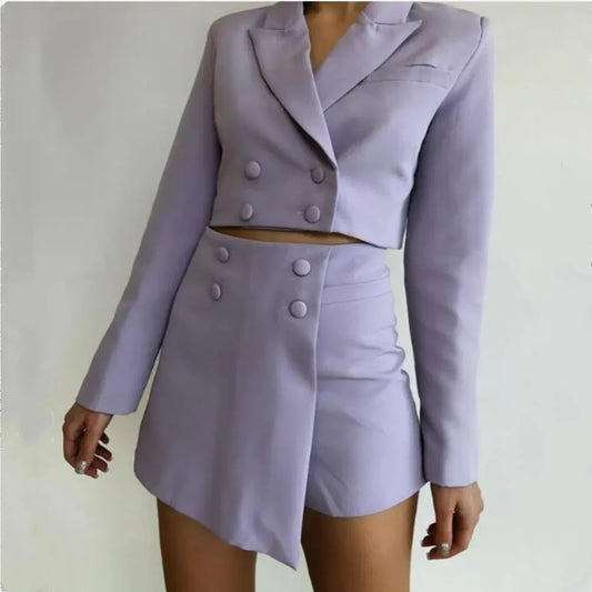 Conjunto de 2 piezas de blazer corto vintage sexy con doble botonadura y botones para mujer, pantalones cortos irregulares de cintura alta y manga larga.