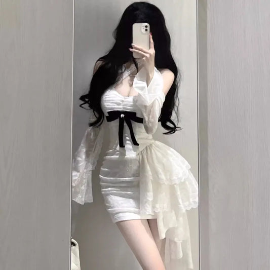 Minivestido ajustado de encaje Y2K para mujer, cuello alto, manga acampanada, corte A, para fiesta de cumpleaños, vestido de cola corta, moda coreana.