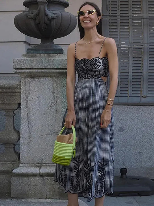 Fashion Embroidery Hollow Slip Dress Women Elegant Plaid Sleeveless Maxi Dresses  Spring Summer Lady New High Street Robe