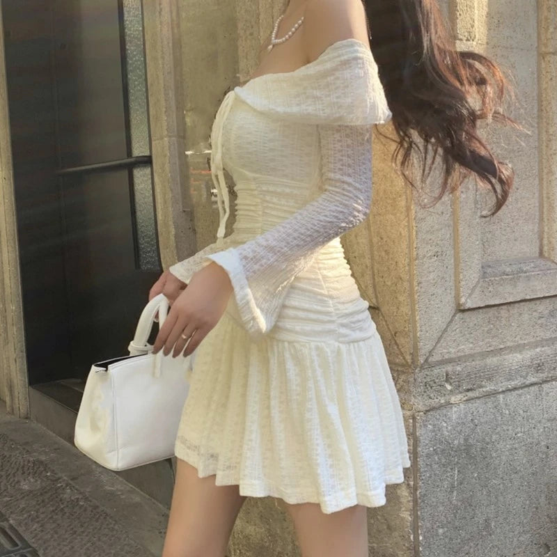Vestidos cortos elegantes de otoño Y2K para mujer, cuello alto, mangas acampanadas, cordones, corte en A, cintura estrecha, moda coreana, minivestidos