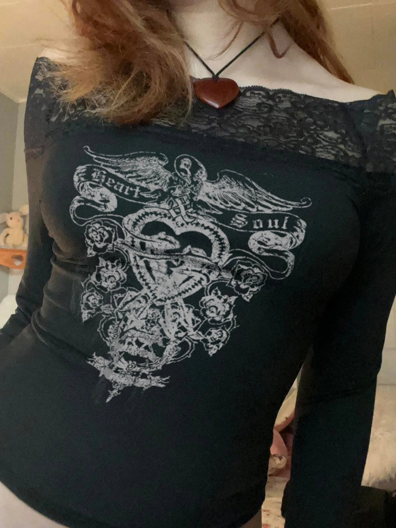 Blusas góticas retro de encaje con cuello oblicuo para mujer, manga larga, Y2k, estampado oscuro y chic, moda de otoño, tops de moda