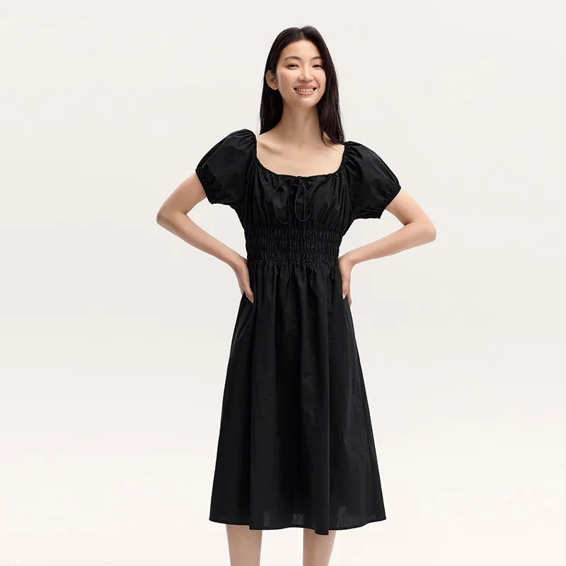 Vestido de mujer suave y elegante de verano nuevo estilo francés cuello cuadrado cintura ceñida longitud media fresco