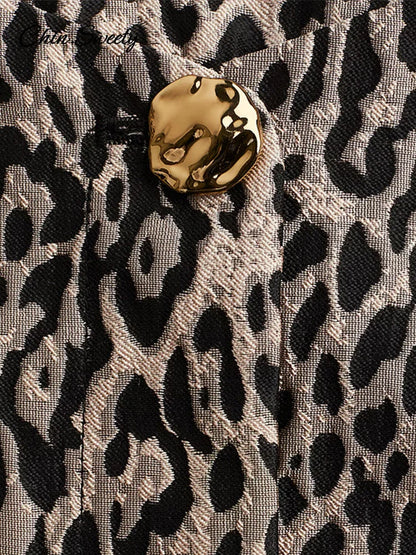 Blusas de manga abullonada con estampado de leopardo para mujer, blusas de verano 2025 con cuello redondo, botones sueltos, tops cortos que combinan con todo, ropa de calle de moda para mujer