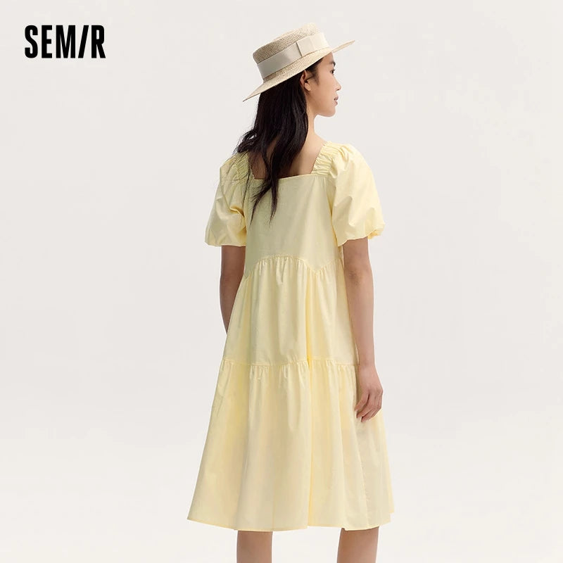 Vestido de mujer de estilo suave y femenino con ribete de volantes y escote cuadrado, nuevo vestido de verano con mangas abullonadas.