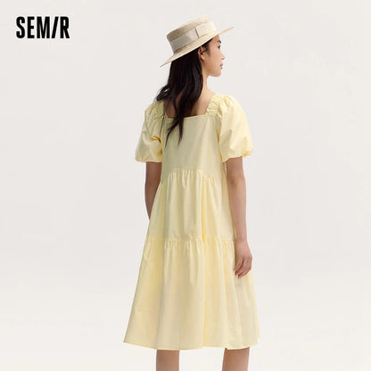 Vestido de mujer de estilo suave y femenino con ribete de volantes y escote cuadrado, nuevo vestido de verano con mangas abullonadas.