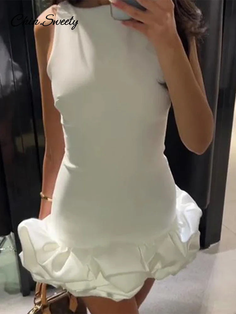 Elegante vestido corto blanco sin mangas para mujer, ajustado, con cuello redondo, espalda descubierta, dobladillo con volantes, vestidos de noche para fiesta, ropa de calle de verano para mujer