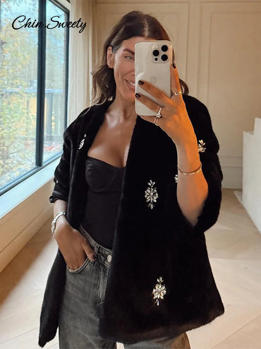 Abrigo de piel con joyería vintage para mujer, chaqueta holgada de manga larga con cuello redondo y felpa negra de invierno, abrigo grueso y cálido elegante para mujer