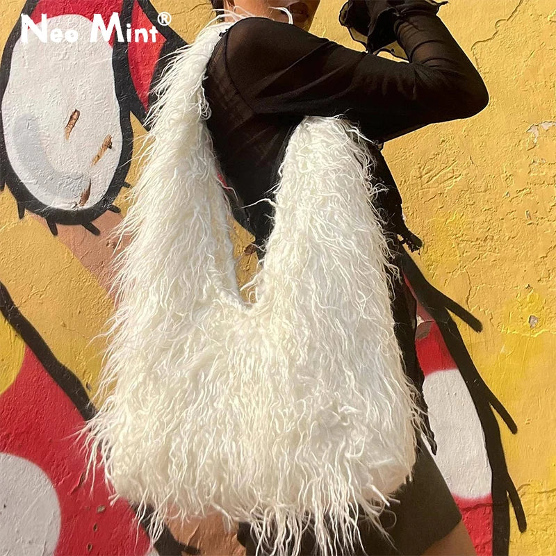 Bolsos de hombro peludos y esponjosos para chicas Kpop Y2k para mujer, tendencia de lujo, bolso de mano grande de piel sintética de diseñador, bolsos Harajuku