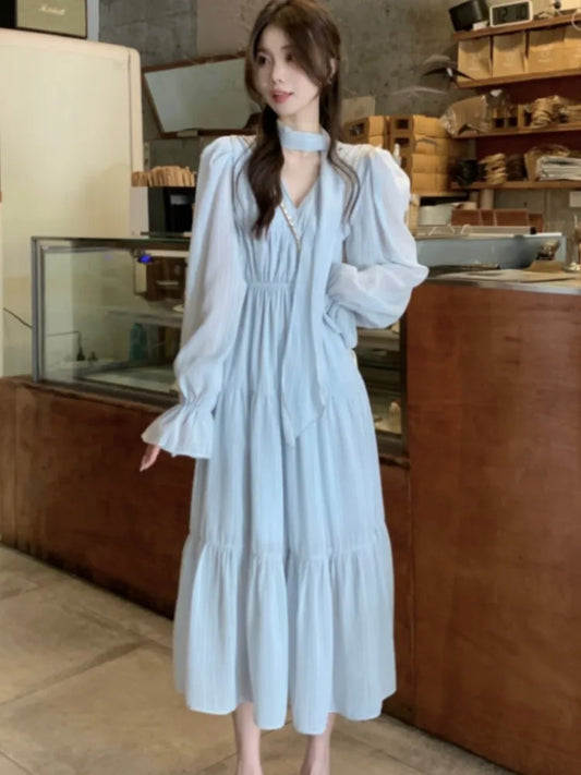 Elegantes vestidos midi de otoño para mujer, cuello en V, mangas acampanadas, corte A, lisos, moda coreana, casuales, franceses, vintage, vestidos para mujer, nuevos