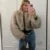 Abrigo de piel sintética corto Gardient de la marca de lujo de la Semana de la Moda Callejera icónica para mujer, chaqueta de piel corta y esponjosa de invierno para niñas.