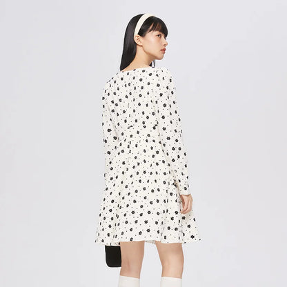 Dress Women Texture Fungus Edge Floral Dresses Temperament  Autumn New Waist Square Collar Dress